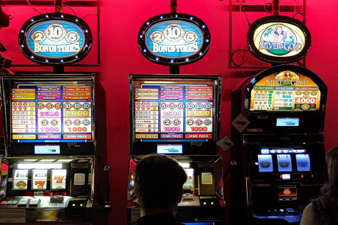 kuno27 live casino meja baccarat dengan dealer profesional streaming HD tersedia 24 jam
